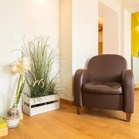 Elegante Trilocale Nel Cuore Di Brera - Mirable Pm * Milan